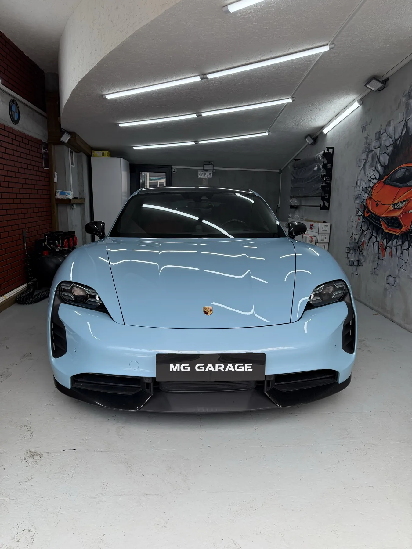 Porsche Taycan uygulama detayı 5873